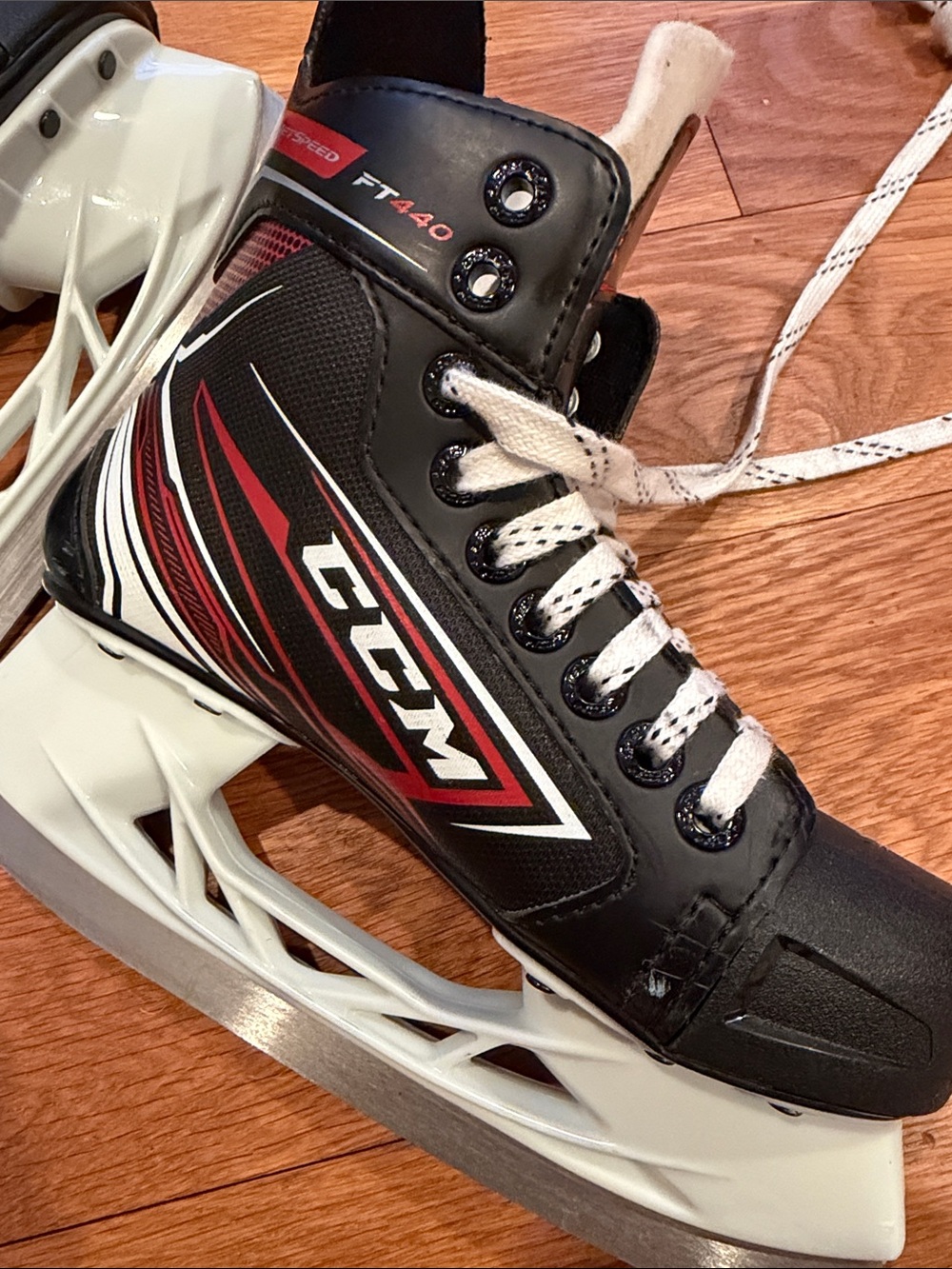 CCM Kids Ice Hockey Skates